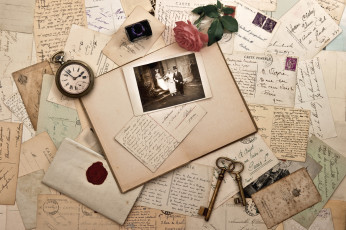Картинка разное ретро винтаж чернильница ключи фото роза часы письма