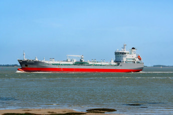 Картинка корабли танкеры грузовое судно