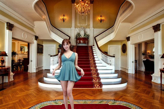 Обои картинки фото девушки, - азиатки, лестница, люстра, азиатка, платье, мини