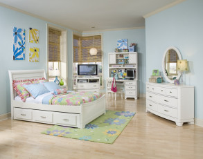 Картинка интерьер детская комната картины тумбочки кровать