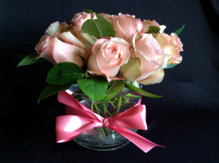 Картинка цветы розы бант ваза лента