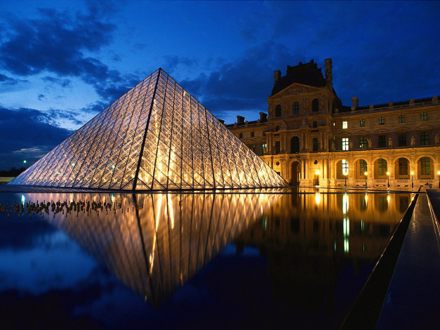 Обои картинки фото pyramid, at, louvre, museum, paris, france, города, париж, франция