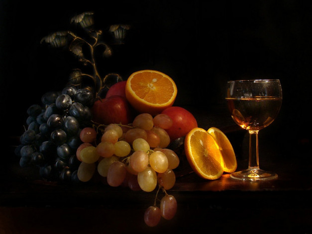 Обои картинки фото галина, тарасова, вино, фрукты, еда, натюрморт