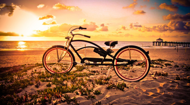 Обои картинки фото техника, велосипеды, море, закат, велосипед, пляж