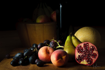 Картинка еда фрукты ягоды груши персики виноград гранат дыня