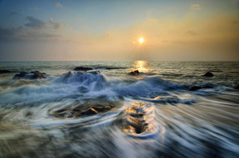 Картинка природа побережье вода солнце пена