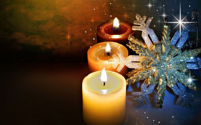 Обои картинки фото праздничные, новогодние, свечи, снежинка, огонь