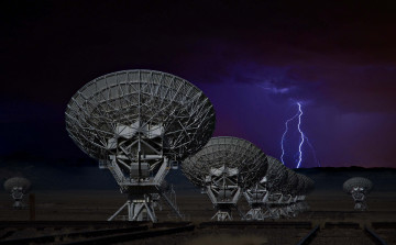 обоя космос, разное, другое, радиотелескоп, антенна, технология, молния, небо, нью-мексико