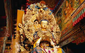 Картинка разное религия индуизм яркость статуя роспись храм боги орнамент