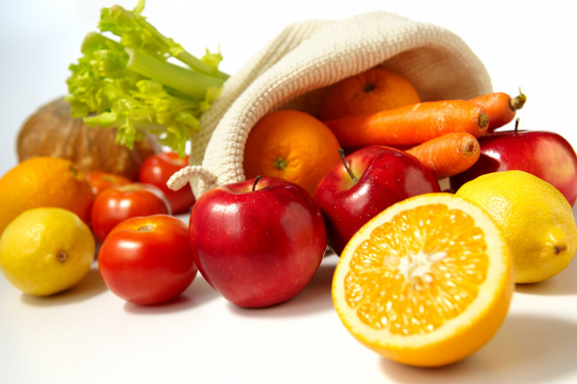 Обои картинки фото еда, фрукты, овощи, вместе, яблоки, помидоры, лимон, морковь, апельсины, томаты