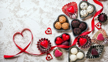 обоя праздничные, день святого валентина,  сердечки,  любовь, угощение, конфеты, пирожные, сердечки