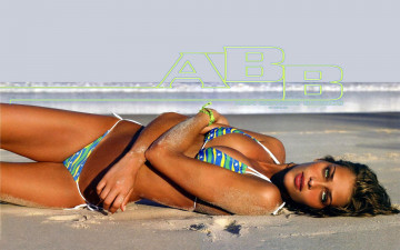 Картинка девушки ana+beatriz+barros песок море анна беатрис баррос пляж купальник модель