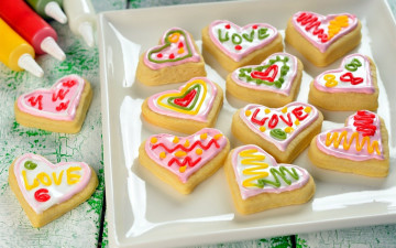 Картинка праздничные день+святого+валентина +сердечки +любовь сердечки надписи угощение печенье