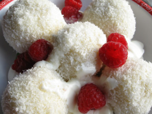 Картинка еда мороженое десерты кокосовая стружка малина