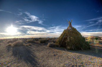 Картинка природа восходы закаты солнце горизонт шалаш пустыня трава