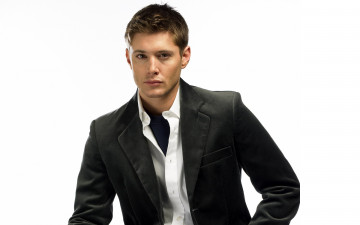 обоя мужчины, jensen ackles, дженсен, взгляд, эклз, мужчина, парень, актер, белый, фон