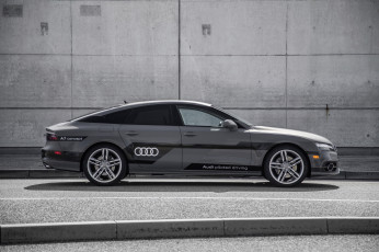 Картинка автомобили audi 2015г a7 concept темный driving piloted sportback