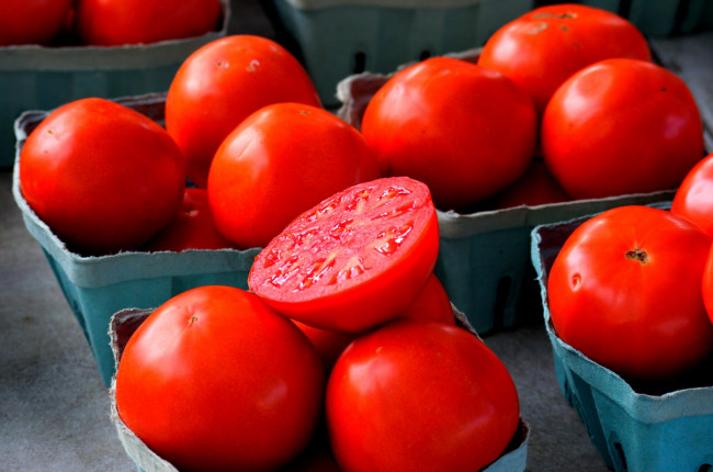 Обои картинки фото еда, помидоры, красные, спелые, томаты