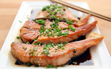 Картинка еда рыбные+блюда +с+морепродуктами форель соус соевый кунжут