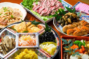 Картинка еда разное ассорти блюда овощи морепродукты японская кухня
