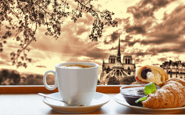 Обои картинки фото еда, кофе,  кофейные зёрна, croissant, cup, coffee, breakfast, пейзаж, круассан, завтрак, cathedral, notre, dame, france, paris, париж, джем