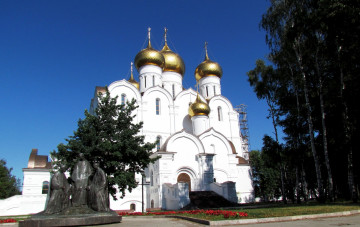 Картинка Ярославль города -+православные+церкви +монастыри храм собор