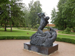 Картинка цесисский парк латвия города памятники скульптуры арт объекты