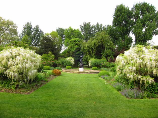 Обои картинки фото hill, garden, london, природа, парк, клумбы, растения