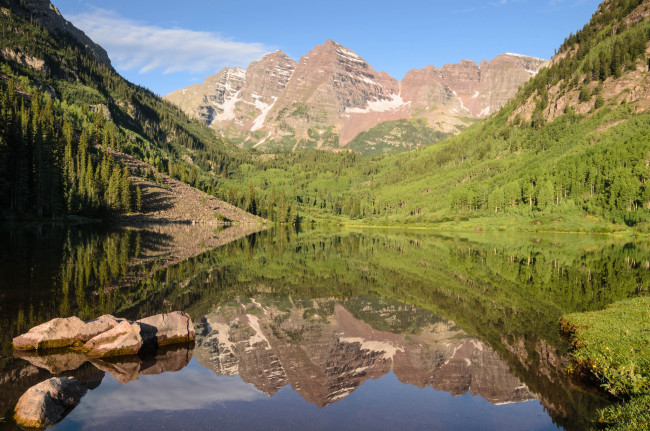 Обои картинки фото maroon, lake, colorado, природа, реки, озера, озеро, bells, отражение, горы, склоны, лес