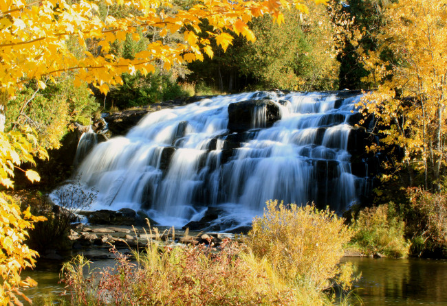 Обои картинки фото bond, falls, michigan, природа, водопады, осень, каскад, деревья