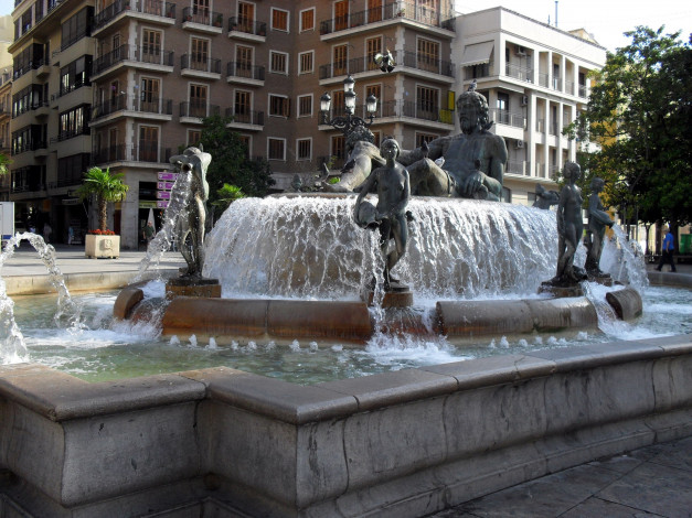 Обои картинки фото города, валенсия , испании, neptune, fountain