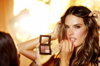 Картинка Alessandra+Ambrosio девушки   макияж