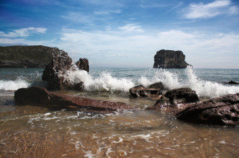 Картинка природа побережье скалы море камни