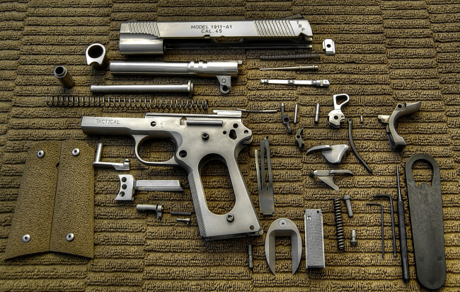 Обои картинки фото оружие, пистолеты, детали, пистолета