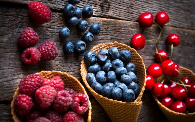 Обои картинки фото еда, фрукты,  ягоды, fresh, клубника, черника, berries, ягоды, малина, черешня