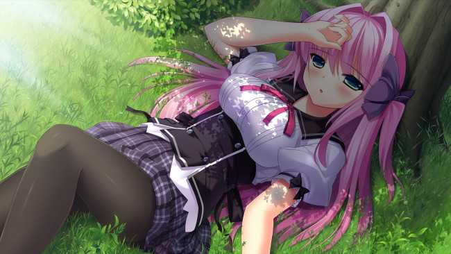 Обои картинки фото аниме, *unknown , другое, листья, растения, тень, лежит, девушка, трава, усталость, розовые, волосы