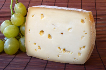 Картинка еда сырные+изделия сыр виноград