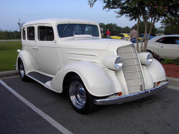 Обои картинки фото 1934, oldsmobile, sedan, classic, автомобили, выставки, уличные, фото