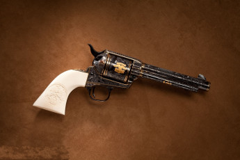Картинка оружие револьверы кольт рукоять курок крючок ствол