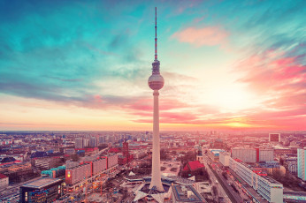 Картинка города берлин германия панорама телебашня рассвет