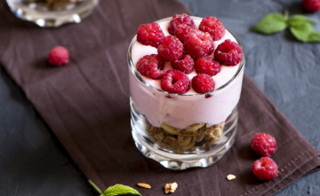 Картинка еда масло +молочные+продукты малина ягоды мюсли йогурт