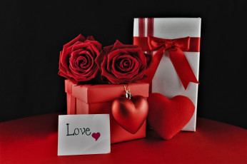 Картинка праздничные подарки+и+коробочки розы коробки сердечко письмо подарки