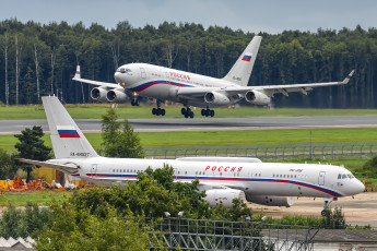 Картинка самолёты+ил-+96+и+ту-+214 авиация разные+вместе самолёты ил- 96 ту- 214 аэропорт