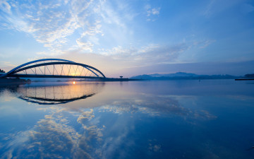 Картинка города мосты пролив облака мост отражение