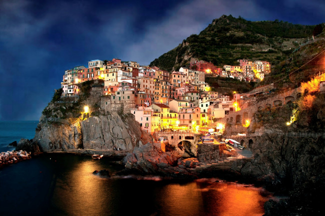 Обои картинки фото amalfi, города, амальфийское, лигурийское, побережье, италия, амальфи, скалы, город, дома
