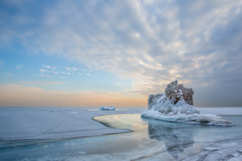 Картинка природа айсберги+и+ледники лед снег облака холод небо зима пейзаж вода озеро отражение