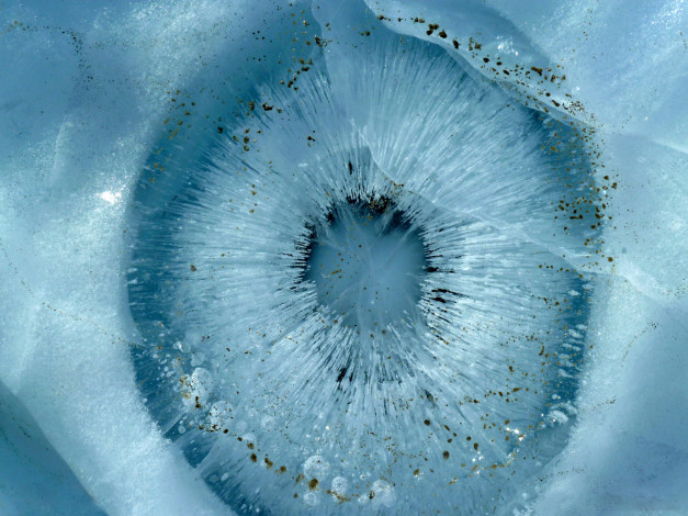 Обои картинки фото ледяной глаз, природа, айсберги и ледники, снег, лёд, ледник, глаз, мерзлота
