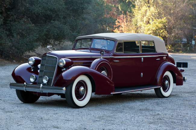 Обои картинки фото cadillac v12, 370 d convertible sedan by fleetwood 1935, автомобили, cadillac, 1935, v12, 370, d, convertible, sedan, fleetwood