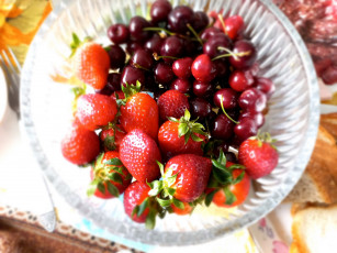 Картинка еда фрукты +ягоды вишни клубника