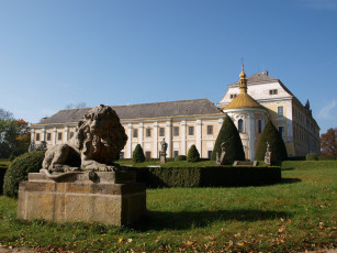 Картинка лиса над лабем города дворцы замки крепости Чехия